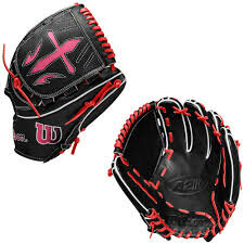Wilson A2K Fall 2024 B23 12&rdquo; Pitcher Glove Black/Red RHT