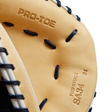 Wilson A2000 Winter 2024 2034SS 34" Catcher Glove Tan/Navy RHT