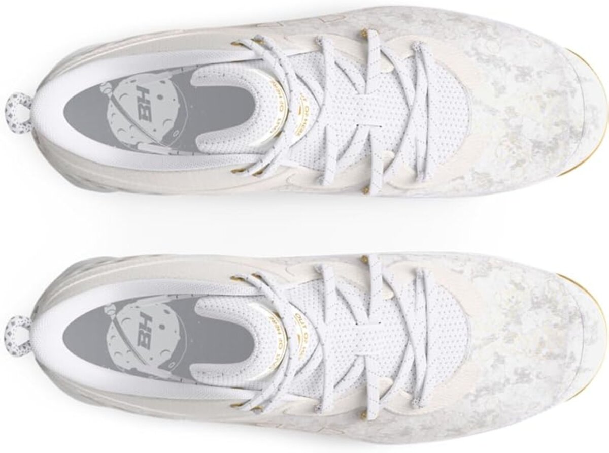Under Armour Harper 8 Pro White/Gold High Rubber Cleats Beeball