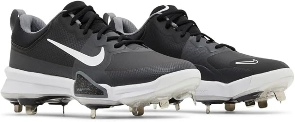 Nike Trout 9 Pro Black/White Metal Cleats