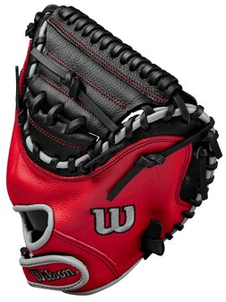 Wilson A500 32&quot; Catcher Glove Red/Black RHT