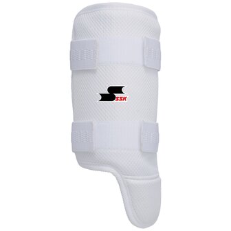 SSK Hitter&#039;s Leg Guard White