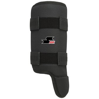 SSK Hitter&#039;s Leg Guard Black