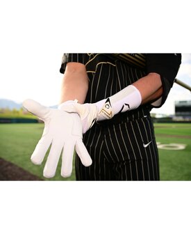 Evoshield Carbyne Batting Gloves with Strap Victory Blue