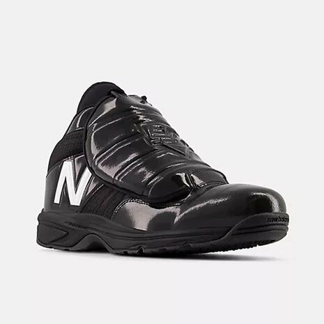 New Balance Homeplate Umpire shoes