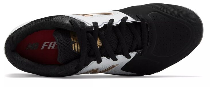 New Balance SMVELOK1 Black/White Metal Cleats