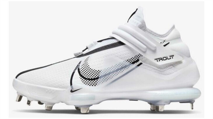 Nike Trout 7 White High Metal Cleats