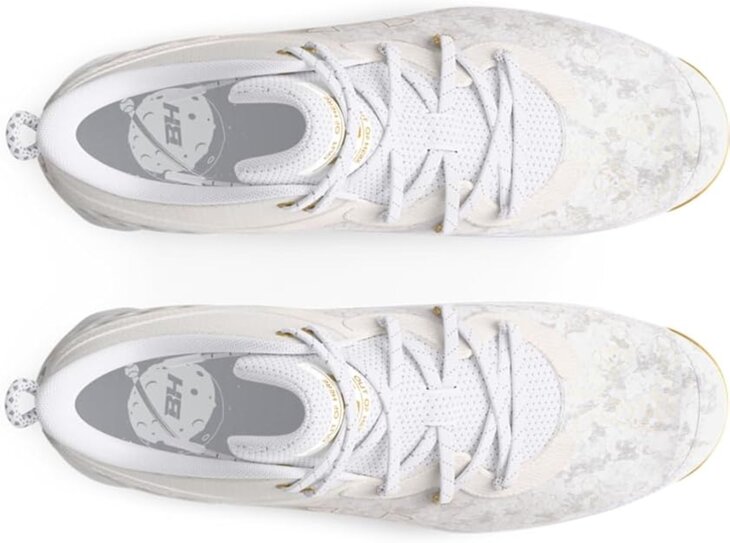 Under Armour Harper 8 Pro White/Gold High Rubber Cleats Beeball