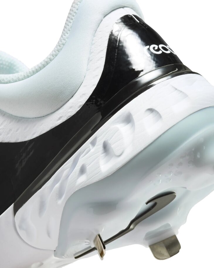 Nike Huarache Elite 4 Low White/Black Metal Cleats