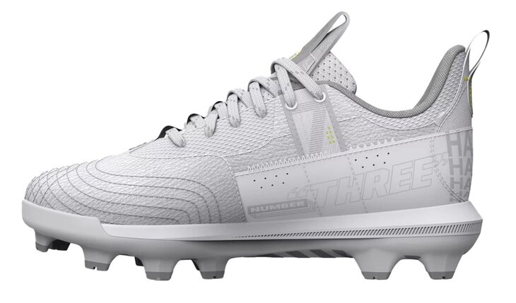 Under Armour Harper 7 White Low Rubber Cleats Beeball