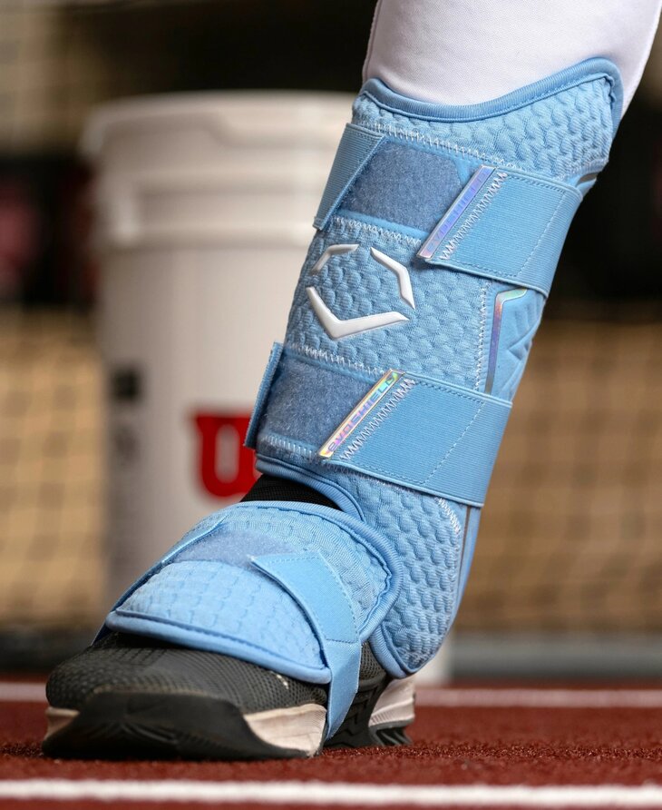 EvoShield PRO-SRZ 2.0 Batter&rsquo;s Leg Guard Victory Blue