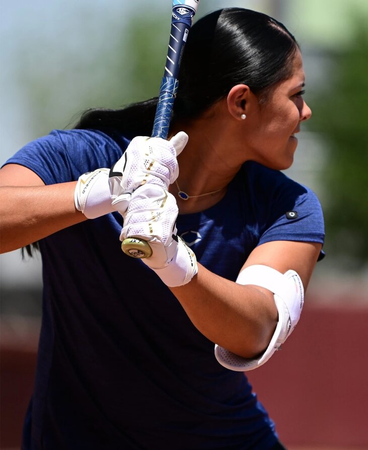 Evoshield Carbyne Batting Gloves with Strap Victory Blue