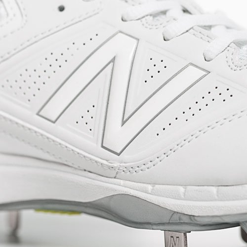 New balance hot sale spikes softball